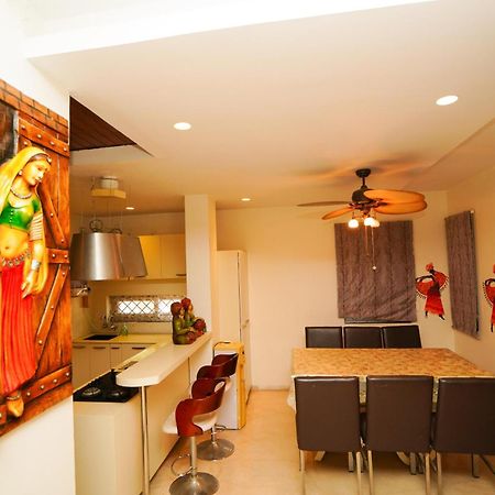 Golden Villa - Duplex House With Private Theater - Near To Alipiri And Bhudevi Ttd Ticket Counter And Kapilateertham 蒂鲁帕蒂 外观 照片